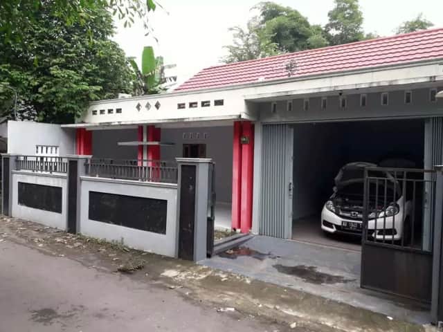 Kost Exclusive 11kt dkt UII jl kaliurang fullfurnish