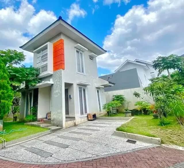 Rumah Mewah di Perumahan Green Hills, Ngaglik, Sleman - Dekat Segala Akses!