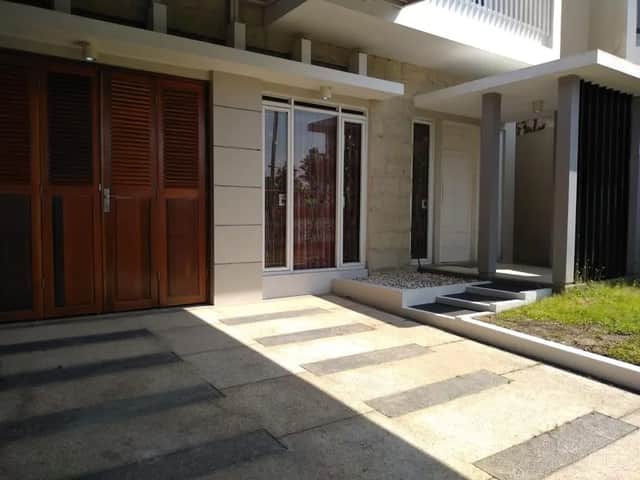 Rumah Mewah di Perum Elite Greenhills, Jl. Kaliurang - Kesempatan Emas! foto 2