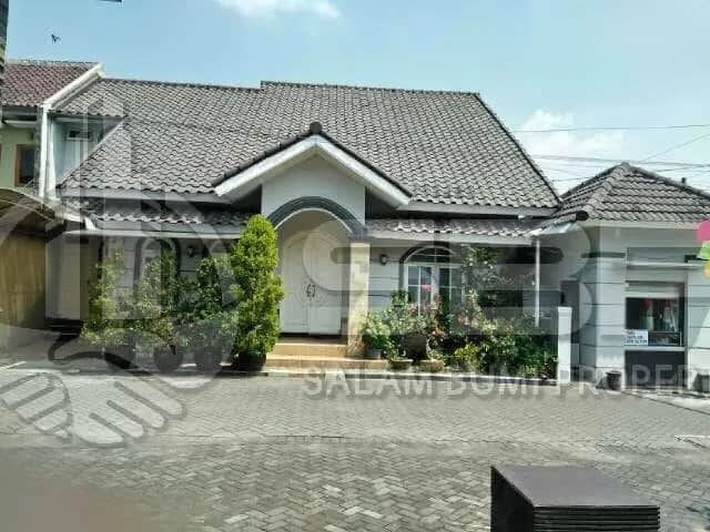 Rumah Modern 2 Lantai di Perum Permata - Lokasi Strategis!
