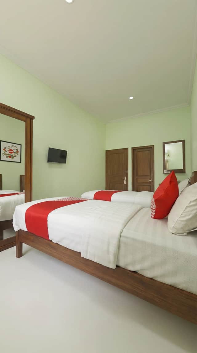 Hotel Budget Bonus Ruang Usaha Pinggir Jalan Utama Barat Tugu Jogja Dalam Ringroad foto 4