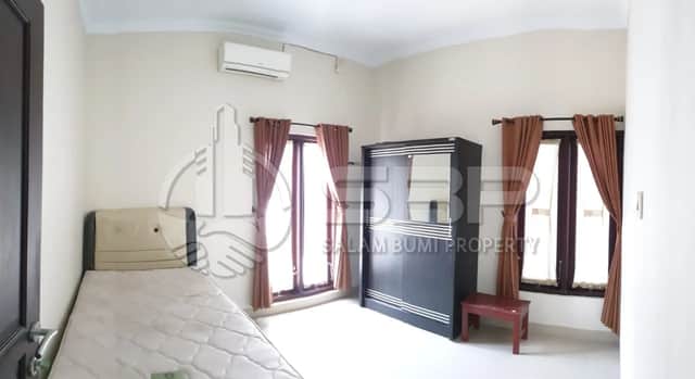 Rumah Mewah 2 Lantai di Perum Elite Pondok Permai Kadipiro - Dekat Malioboro! foto 3