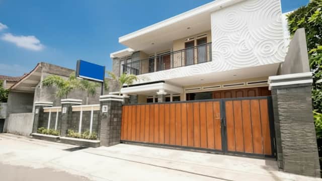 Dijual Kost Eksklusif 22 Kamar + Rumah Induk di Jalan Damai Palagan KM 8