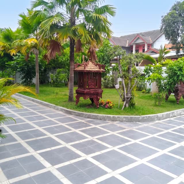 TURUN HARGA! Rumah Mewah Istimewa di Jl. Kaliurang km 7 Dekat UGM — Hanya 10M (Nego) foto 3