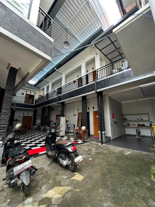 Rumah Induk + 22 Kost Exclusive Link Premium Seturan Dekat UPN foto 5