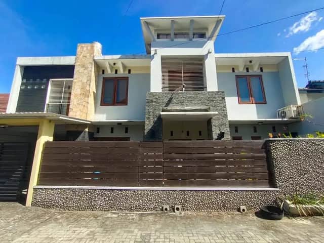 Rumah Cantik Megah di Link Premium Pogung Dekat UGM - Kesempatan Emas!