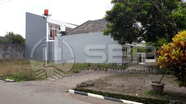 Rumah Induk + Kost 5 Kamar Istimewa di Jl. Kaliurang Km 8,5 - Utara Jl. Damai! foto 3