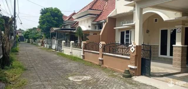 Rumah Cantik Minimalis 2 Lantai Dekat UGM di Jl. Palagan Km 7