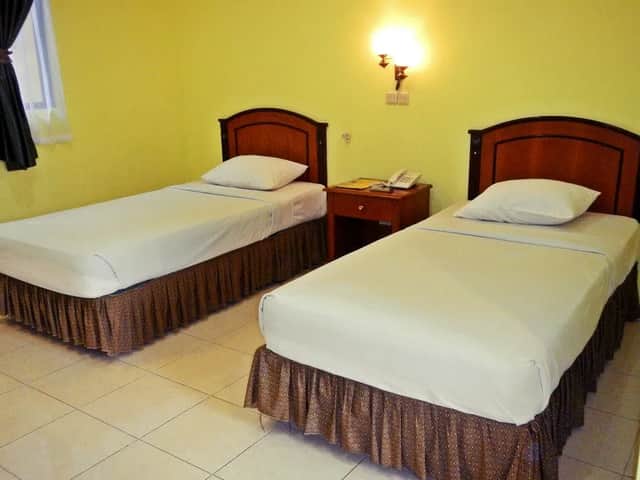 Hotel Strategis Dekat Ambarukmo Plaza — Investasi Menguntungkan! foto 5