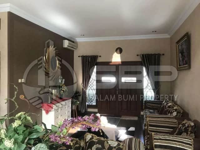 Rumah Mewah Strategis di Perum Elite Barat Tugu Yogyakarta - Dekat UGM foto 3