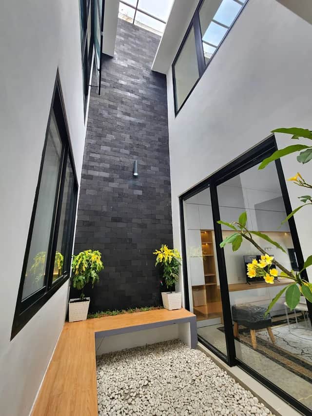 Rumah Siap Huni Mewah di Jakal KM 14 - Investasi Ideal!