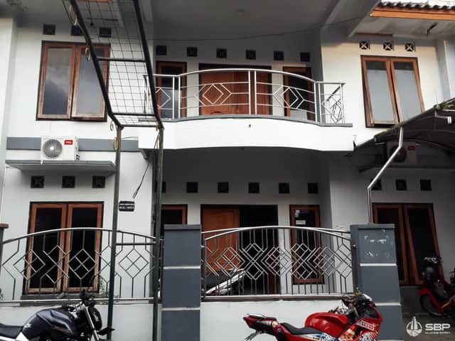 Investasi Cemerlang! Kost 13 Kamar Dekat Kampus di Tamansiswa!