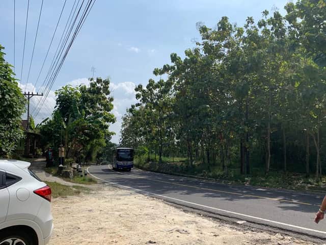 Dijual sebidang tanah pekarangan di Segitiga Emas pariwisata jogja Wonosari Gunung Kidul Dekat Heha SkyView
