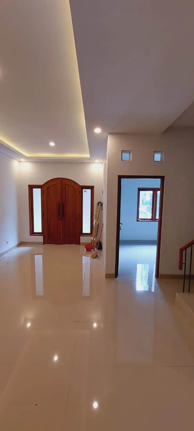 Rumah Mewah Modern Minimalis Strategis Dekat UPN Seturan - Turun Harga! foto 5