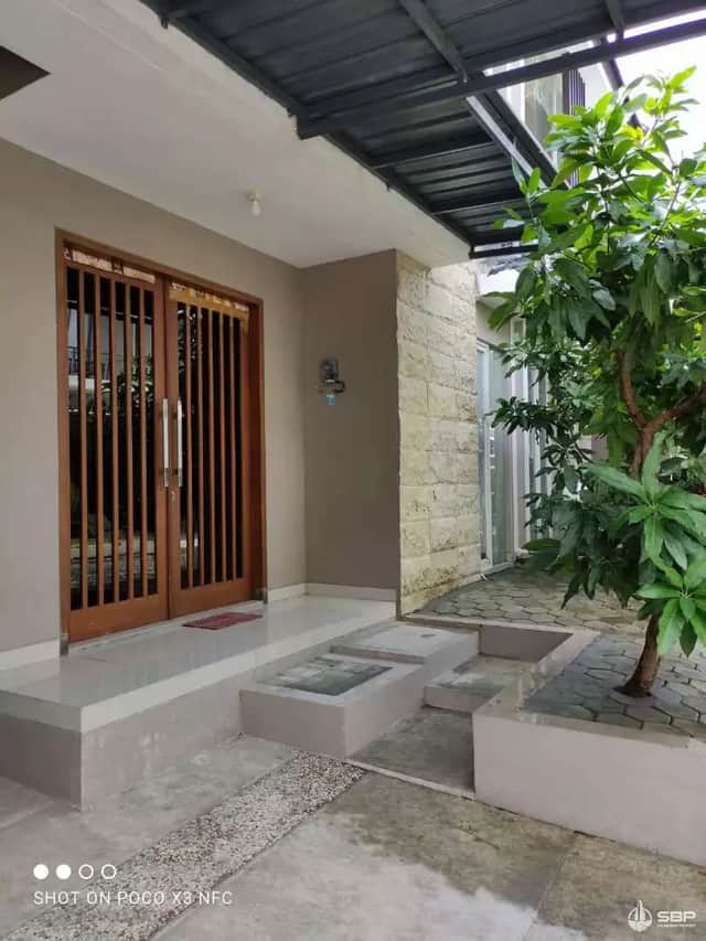 Rumah Cantik 2 Lantai di Perum Nitikan, Tengah Kota Jogja foto 3