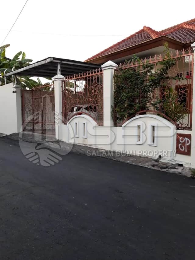 Jual Rumah Siap Pakai Lokasi Strategis Dekat Gembiraloka, UAD