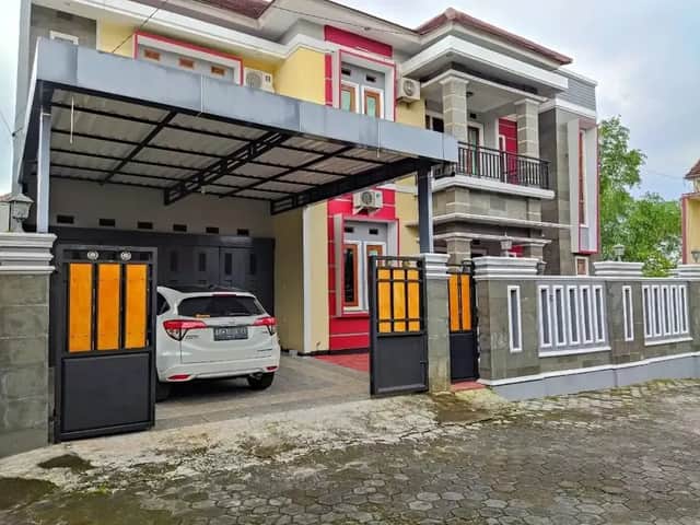 Rumah Cantik Istimewa 2 Lantai di Condongcatur Utara Terminal!
