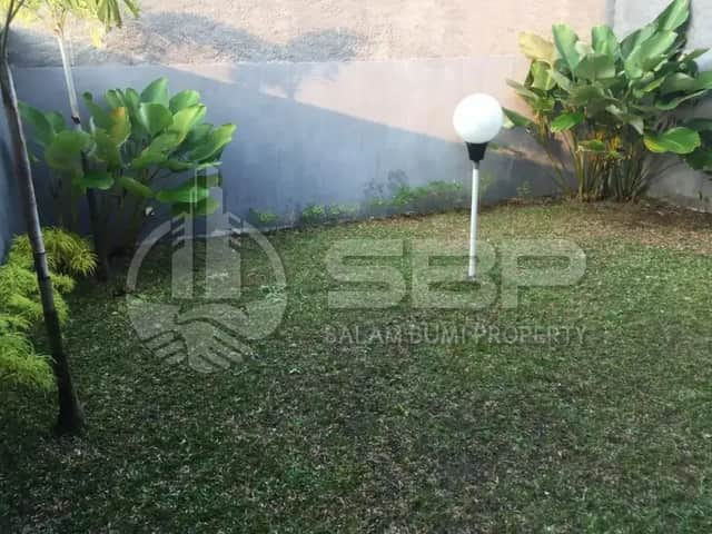 Rumah Mewah Modern di Jl. Kaliurang Km 9, Condongcatur foto 3