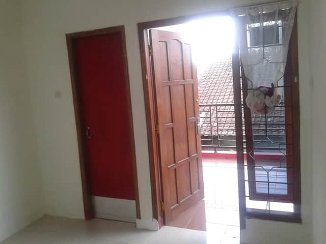 Dijual Kost Strategis 10 Kamar Dekat UII, Harga Terjangkau! foto 5