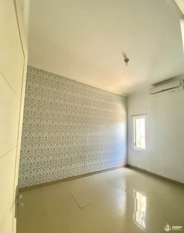 Jual Cepat! Rumah Cantik 2 Lantai di Perum Emerald Wiyoro - Banguntapan, Bantul foto 2