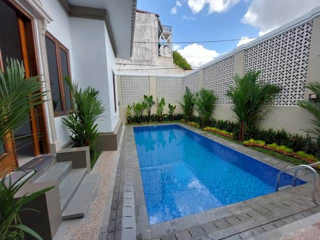 Rumah Cantik Mewah + Private Pool Baciro dkt Balaikota Jogja