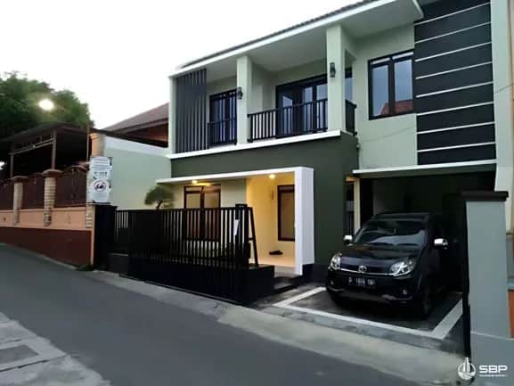 Rumah Mewah Bangunan Baru di Utara RS JIH Condongcatur - Lokasi Strategis!