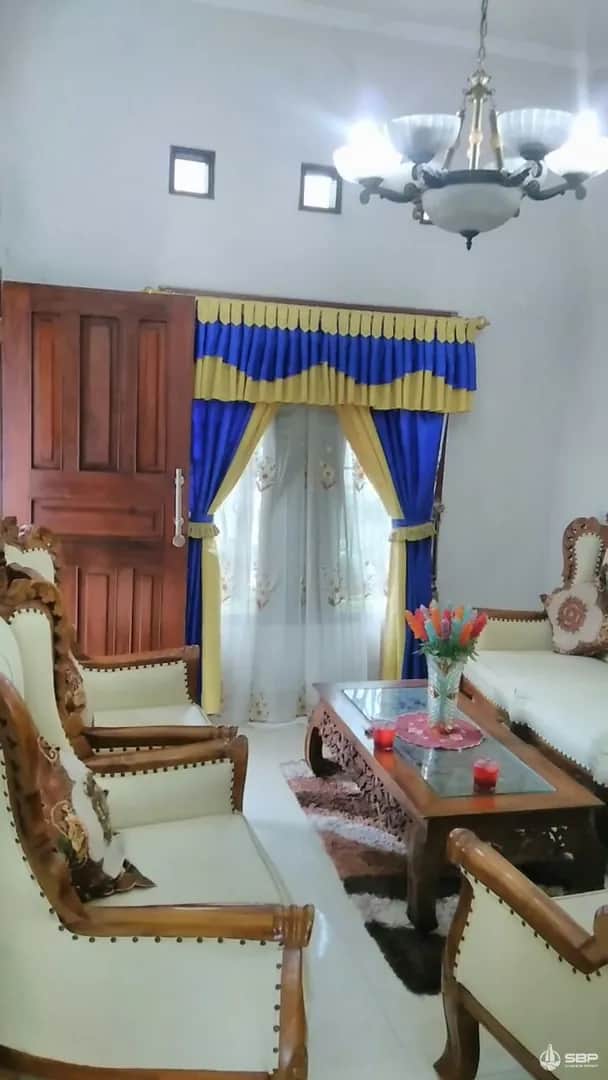 Rumah Cantik Strategis di Jl. Sulawesi, Kaliurang Km 6 Dekat UGM foto 3