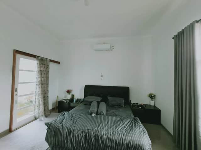 Rumah Cantik Luas Lega Fully Furnished Dekat UII Jl. Kaliurang KM 12,5 foto 4