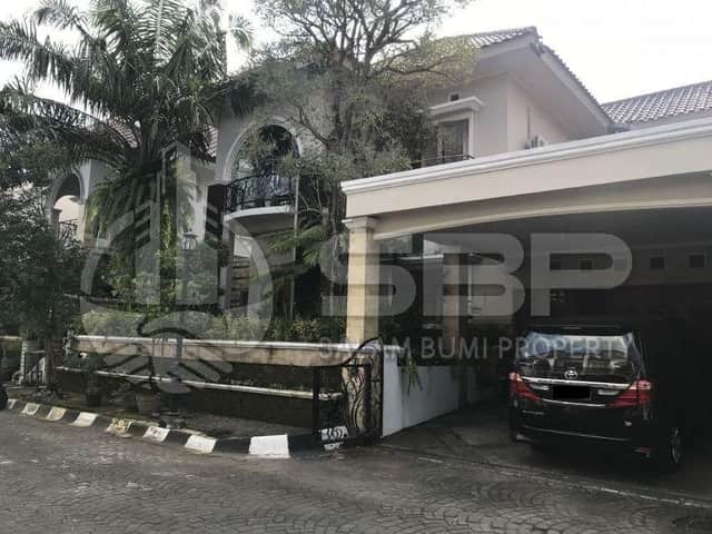 Rumah Mewah Strategis di Perum Elite Barat Tugu Yogyakarta - Dekat UGM