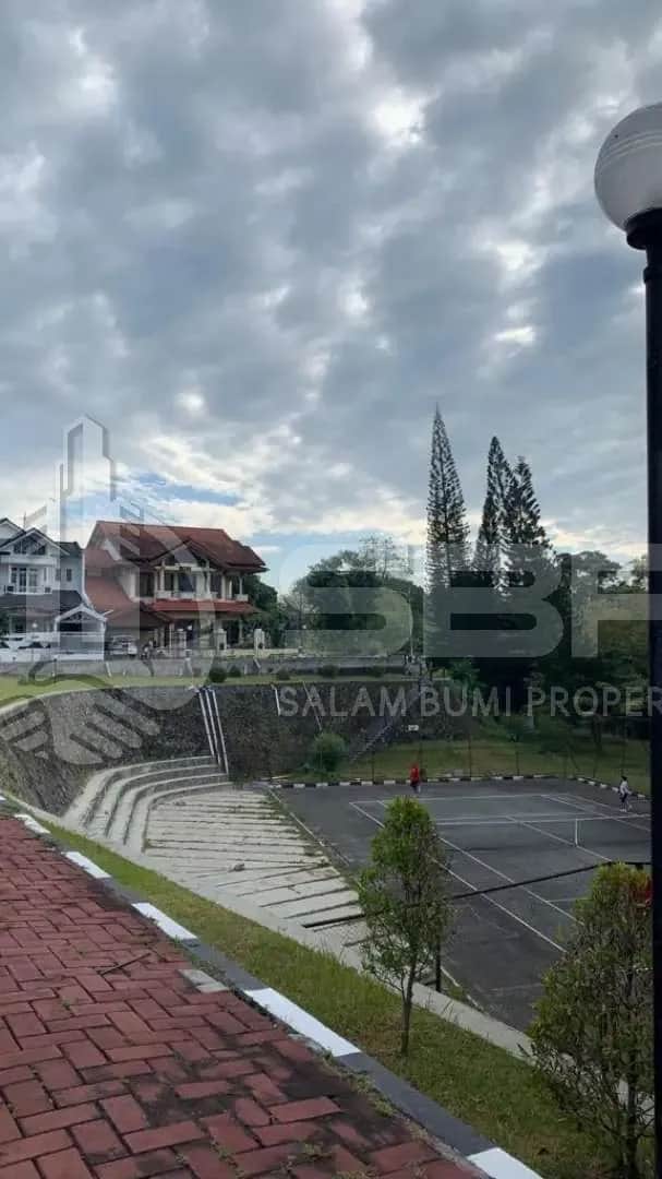 Rumah Megah di Perumahan Dekat Hartono Mall, Condongcatur - Kesempatan Emas! foto 3