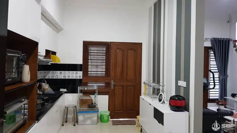 Rumah Mewah Cantik Minimalis Modern di Jl. Kaliurang Km 9 - Dekat UGM! 3