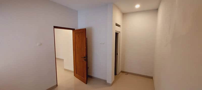 Rumah Mewah Modern Minimalis Strategis Dekat UPN Seturan - Turun Harga! 6