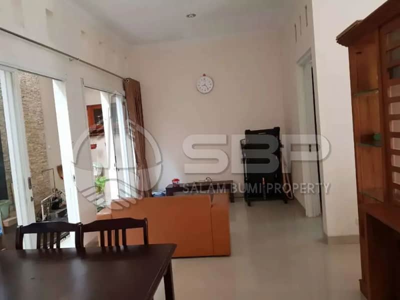 Rumah Cantik 2 Lantai di Perum Jl. Kaliurang Km 7 - Dekat UGM Condongcatur 3
