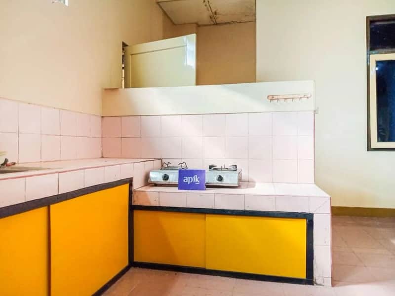 Kost 30 Kamar dengan Ruko Luas 1000m² di Pinggir Jl. Kaliurang, Dekat UII 8