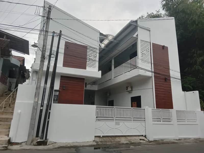 Kost Eksklusif Full Penghuni di Monjali, Sleman — 12 Kamar, Lokasi Strategis Dekat Kampus & Tugu Jogja 1