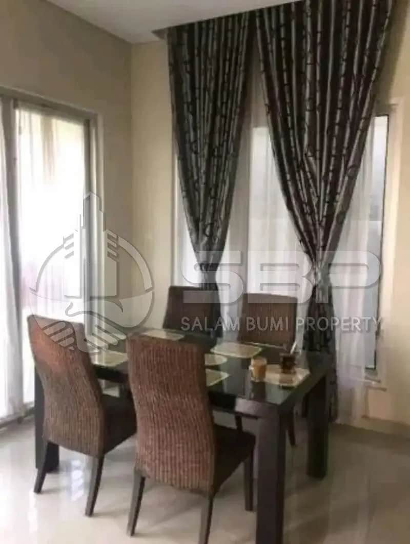 Rumah Mewah Modern di Jl. Kaliurang Km 9, Condongcatur 4