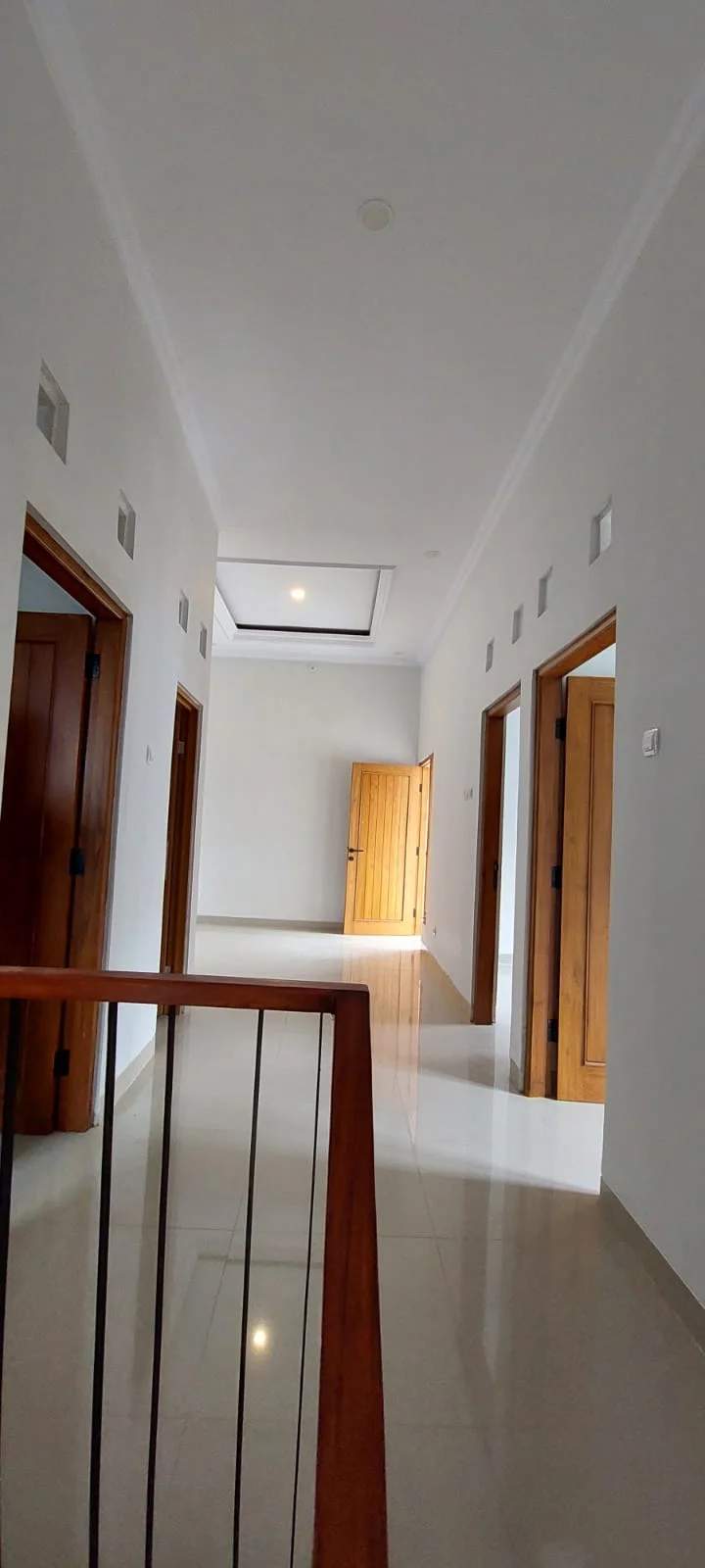 Rumah Mewah Modern Minimalis Strategis Dekat UPN Seturan - Turun Harga! 11