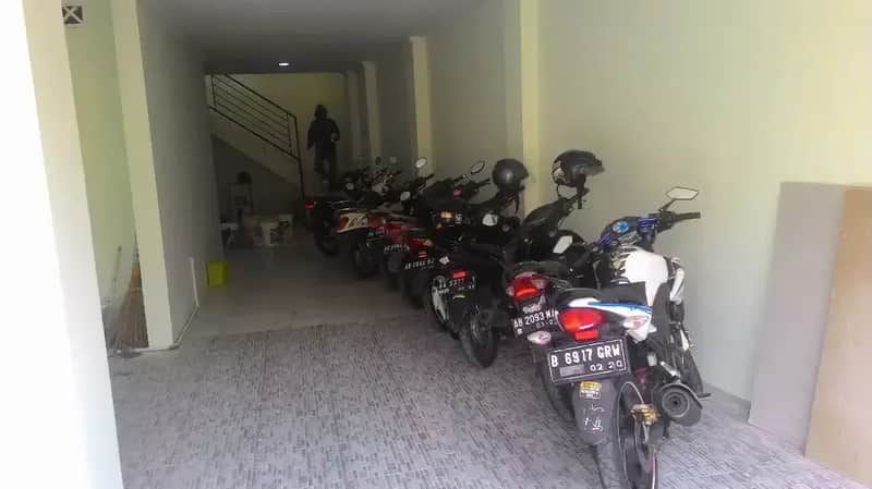 Rumah Induk + Kost 10 Kamar Strategis Dekat UII di Jl. Kaliurang 2