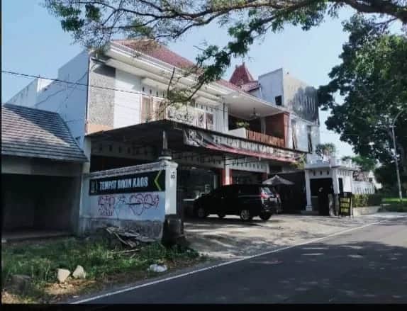 Rumah+Pabrik+Gudang perkakas pinggir jl Aspal Lebar dkt Sleman City Hall 1