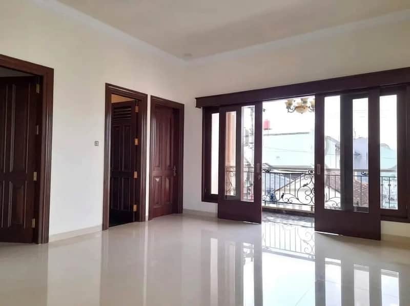Rumah Mewah Mediteranian Tropis di Tugu Jogja - Investasi Emas Anda! 4