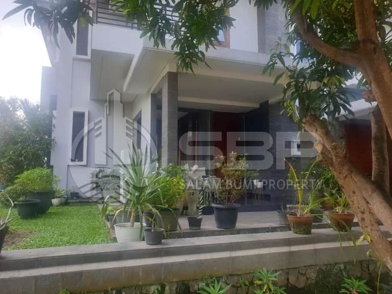 Rumah Mewah di Perumahan Elite Bale Hinggil - Investasi Impian Anda di Jogja! 3
