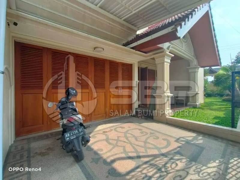 Rumah Mewah dengan Kolam Renang di Jl. Godean KM 1, Dekat Tugu dan Malioboro 5