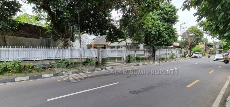 Turun Harga! Dari 5M Menjadi 4,5M Nego - Rumah Besar di Jl. Veteran, Cocok untuk Kantor 4