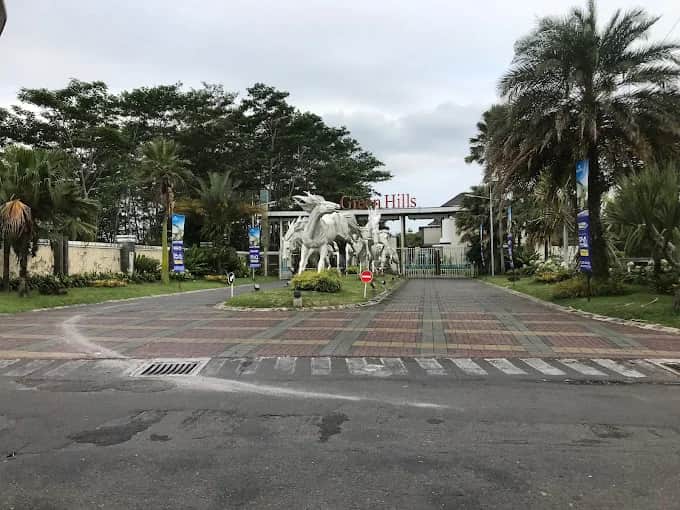 Rumah Mewah Perum Elite Greenhills Residence Utara UGM 8