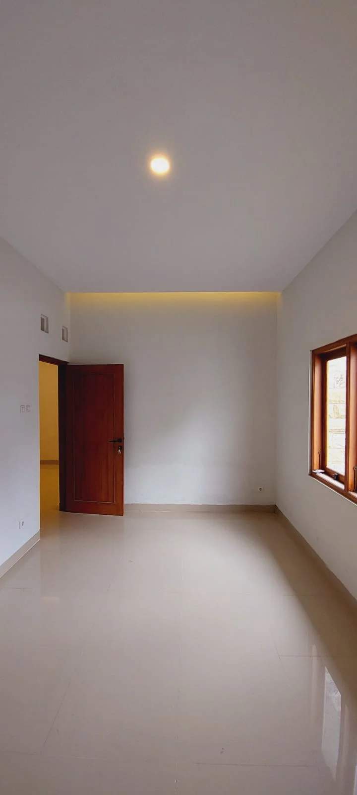Rumah Mewah Modern Minimalis Strategis Dekat UPN Seturan - Turun Harga! 7