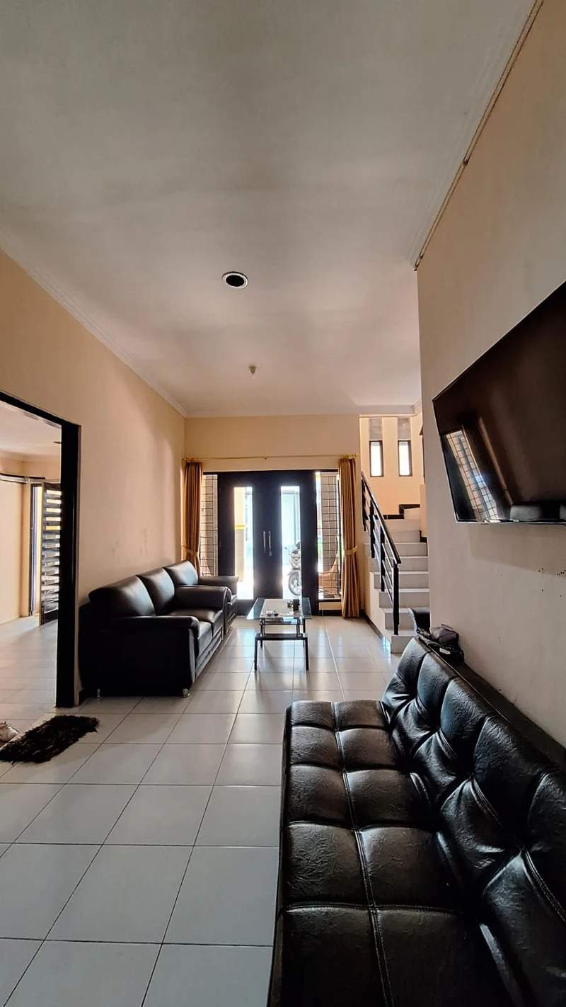 Rumah Cantik Perum Paradise Jl Palagan Km 8 Dekat Hyatt Hotel & UGM 3