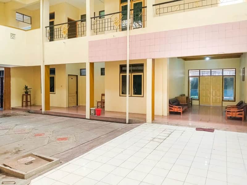 Kost 30 Kamar dengan Ruko Luas 1000m² di Pinggir Jl. Kaliurang, Dekat UII 7