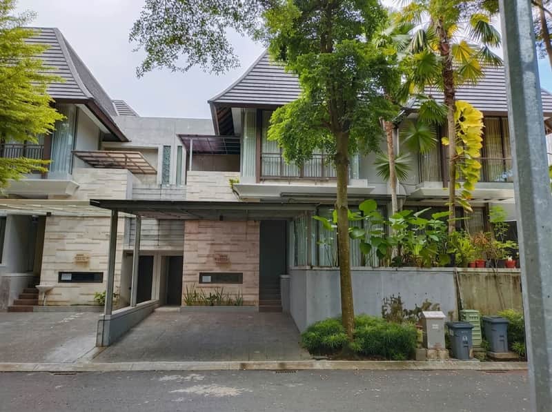 Rumah Mewah Perum Elite Hyarta: Hunian Ideal Dekat Pogung UGM 1