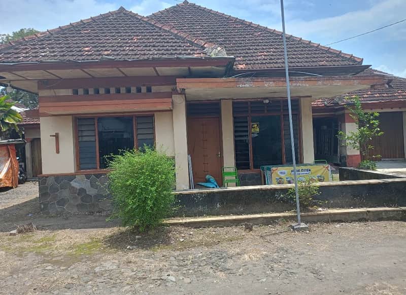 Tanah Bonus Bangunan Strategis Pinggir Jl Raya Dekat UGM Jl Kaliurang 10