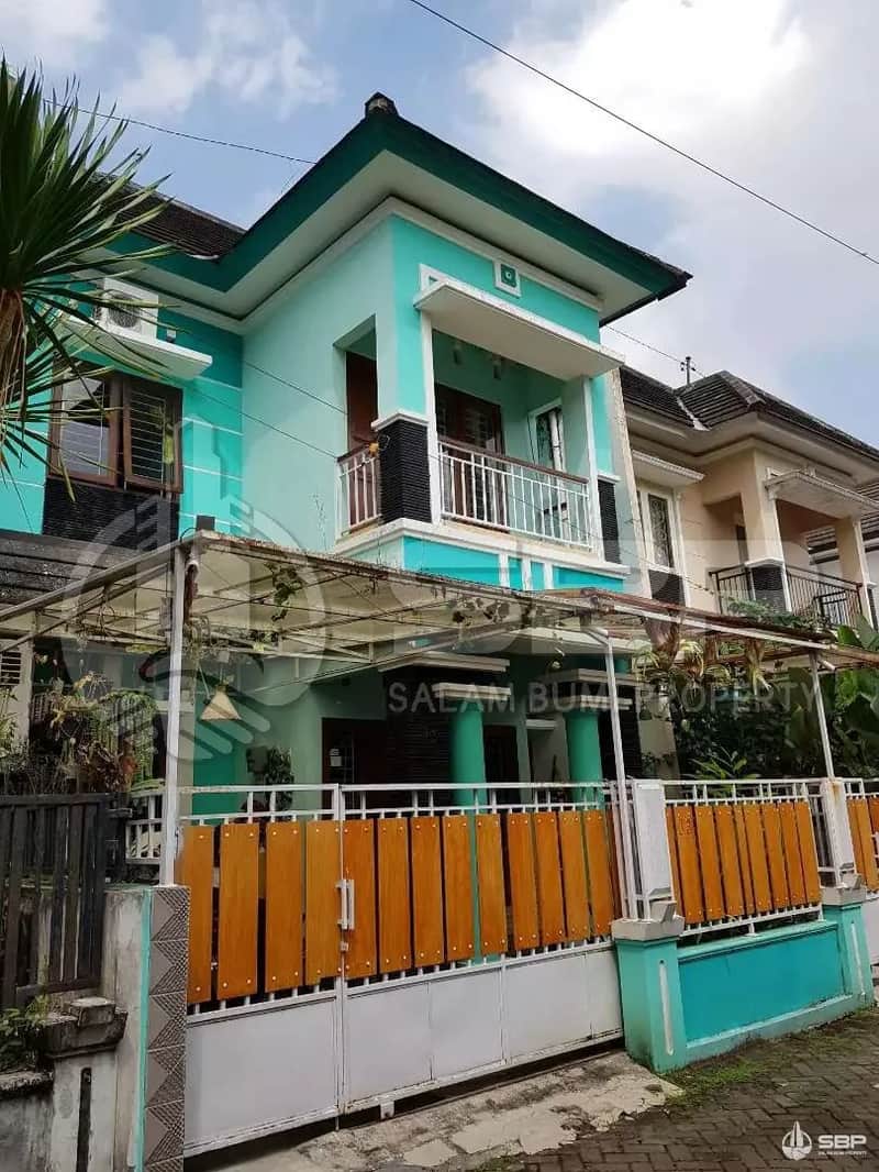 Rumah Strategis 2 Lantai di Kaliurang, Dekat UGM - Dijual 1,45M 1